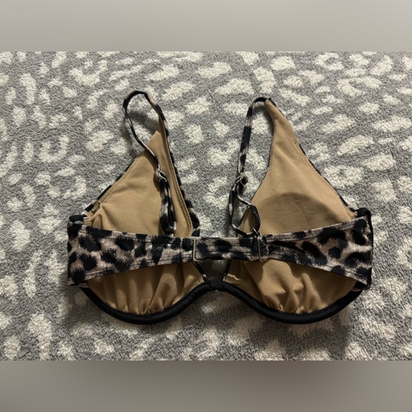 Cheetah Print Bikini Top - Picture 4 of 6